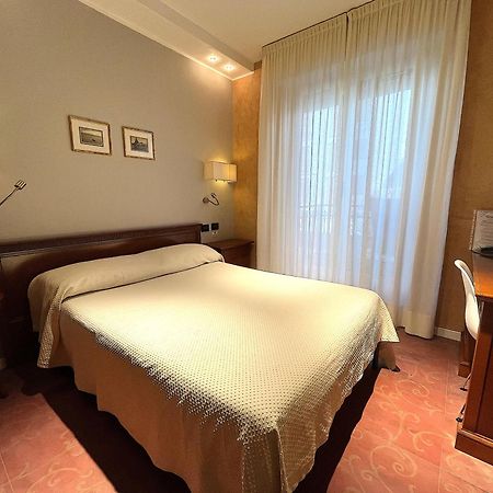 גראדו Hotel Regina חדר תמונה