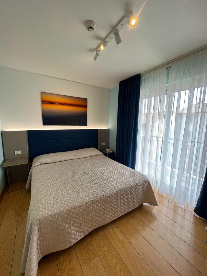 גראדו Hotel Regina מראה חיצוני תמונה