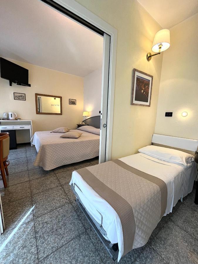 גראדו Hotel Regina מראה חיצוני תמונה