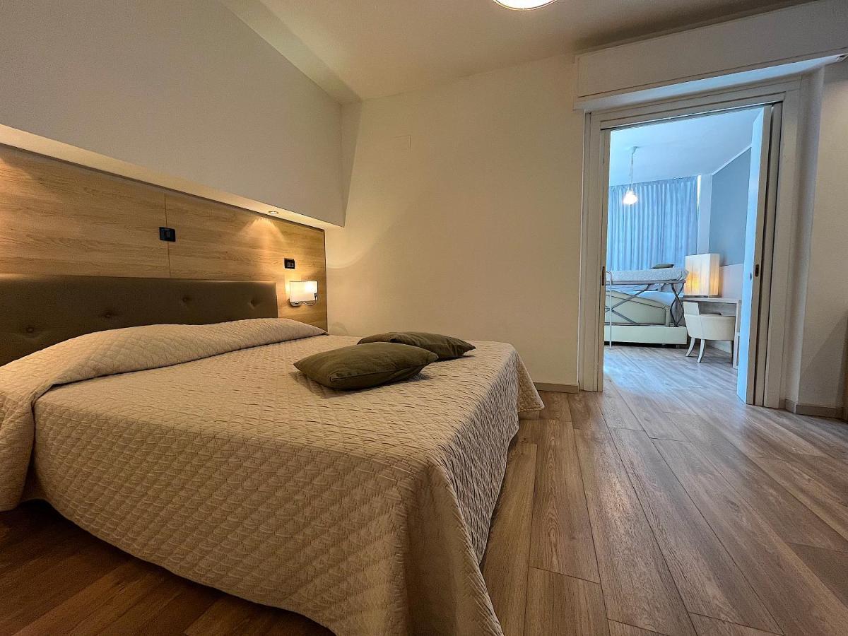 גראדו Hotel Regina מראה חיצוני תמונה