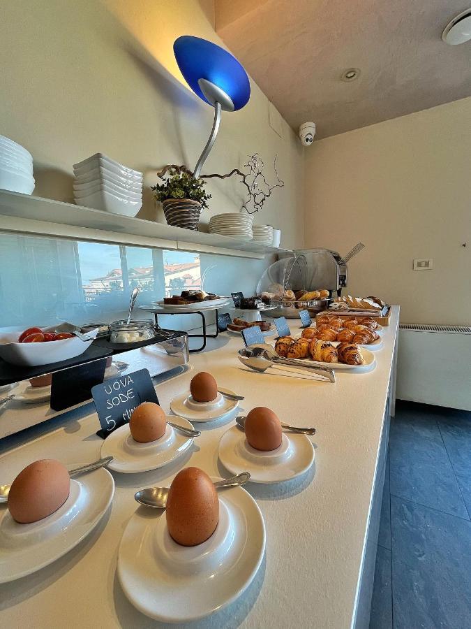 גראדו Hotel Regina מראה חיצוני תמונה