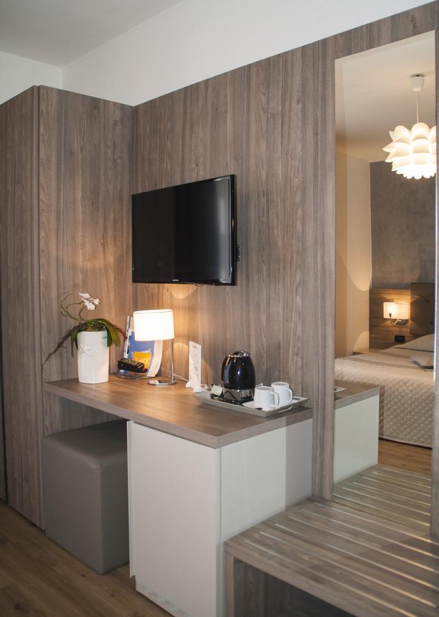 גראדו Hotel Regina מראה חיצוני תמונה