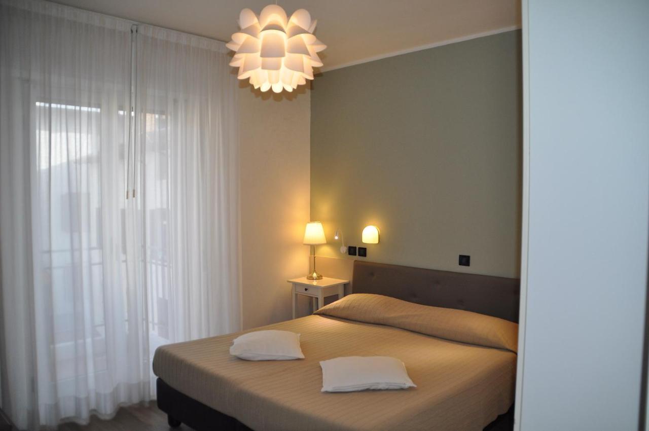 גראדו Hotel Regina מראה חיצוני תמונה